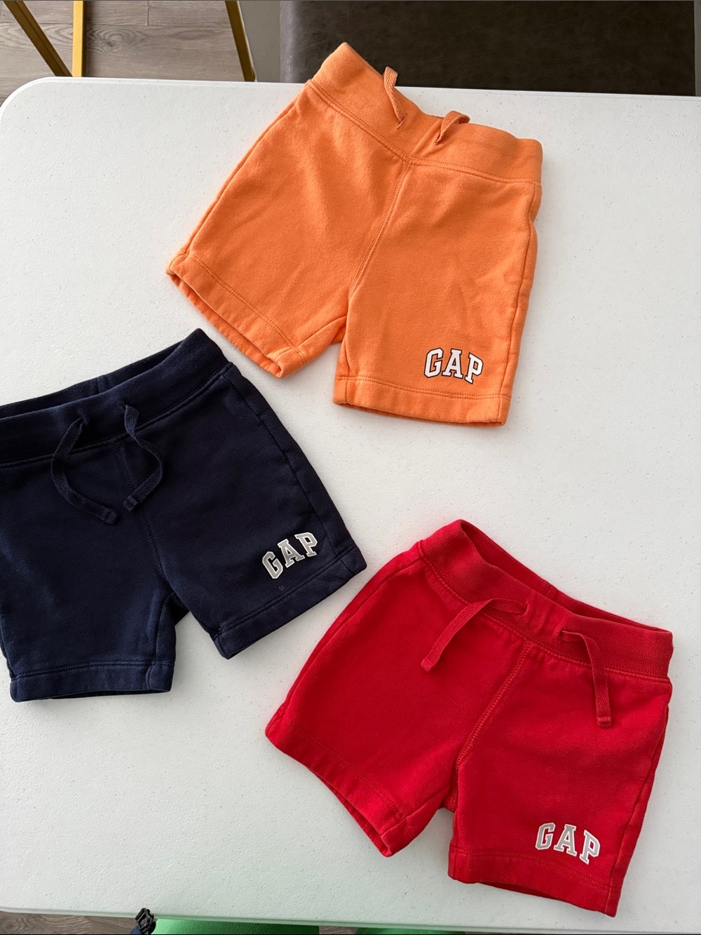 GAP boys 3-Pack Cotton Shorts in Orange, Navy & Red